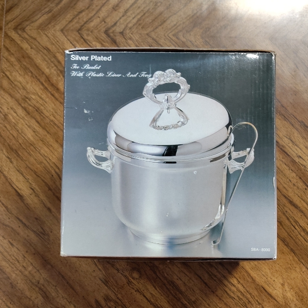 Elegant Silver Ice Bucket with Handle